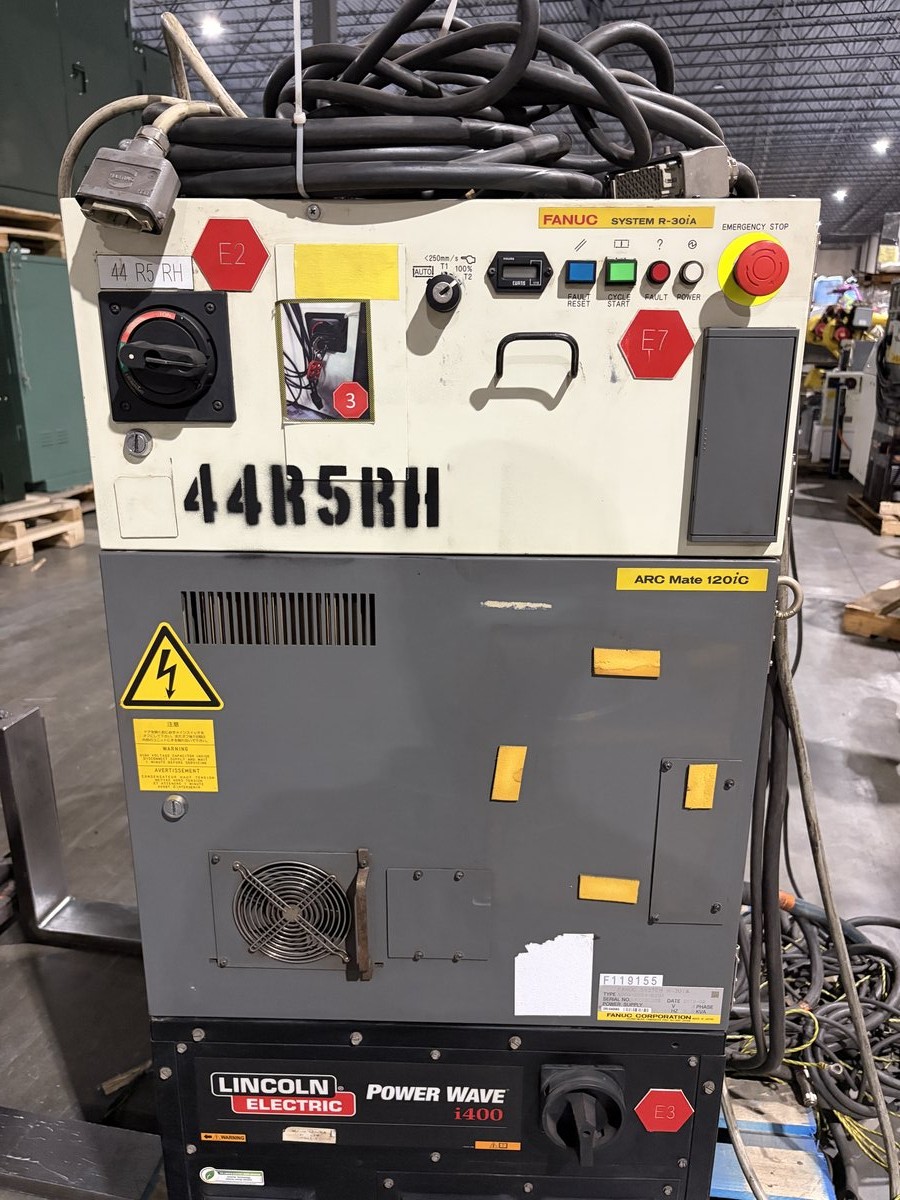FANUC R-30iA Robot Controller w/ Lincoln Power Wave i400 Welder - good condition, located in Ontario, Canada